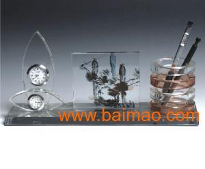 工藝香港水晶臺歷筆筒擺件北京頒獎商務禮品,工藝香港水晶臺歷筆筒擺件北京頒獎商務禮品生產(chǎn)廠家,工藝香港水晶臺歷筆筒擺件北京頒獎商務禮品價格